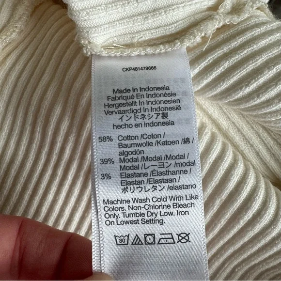 Madewell Side-Slit Mockneck Tank Sleeveless Ribbed Tank Top - Color: Lighthouse - Picture 12 of 14